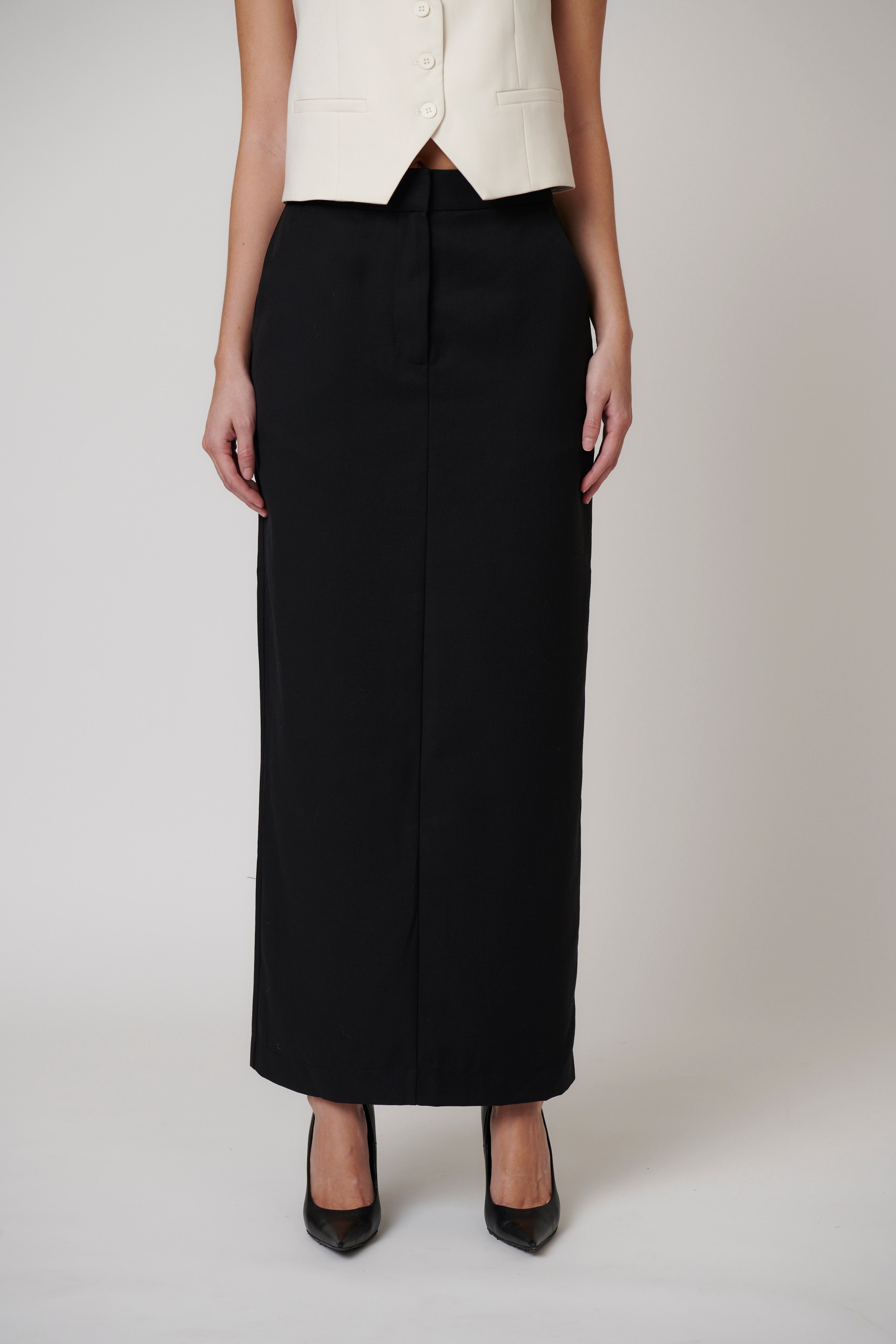 PHEONIX MAXI SKIRT - BLACK