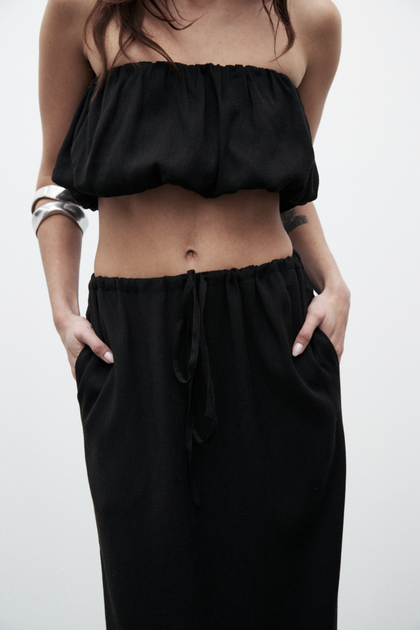 SELENA SKIRT - BLACK