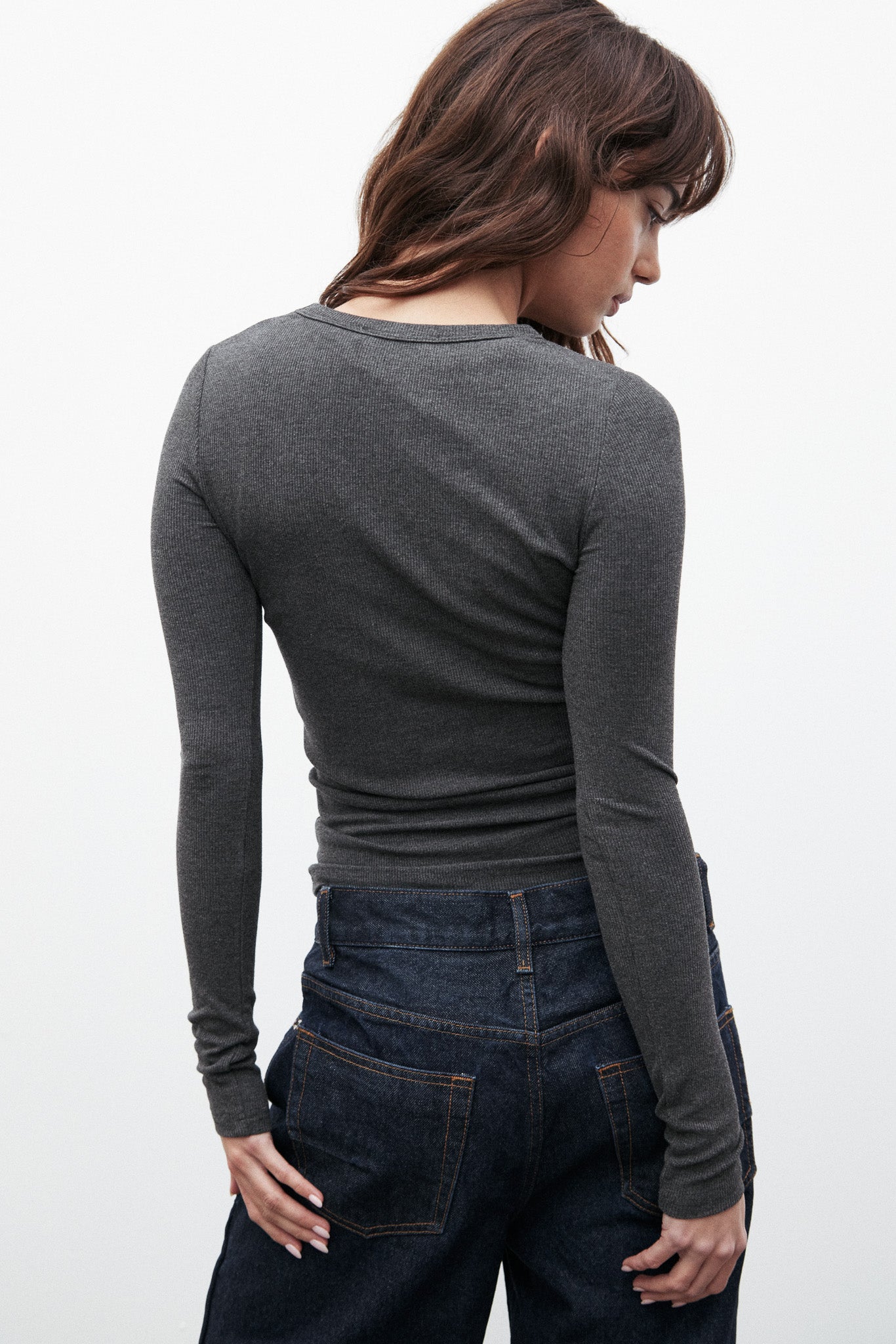 NYLA TOP - DARK HEATHER GREY