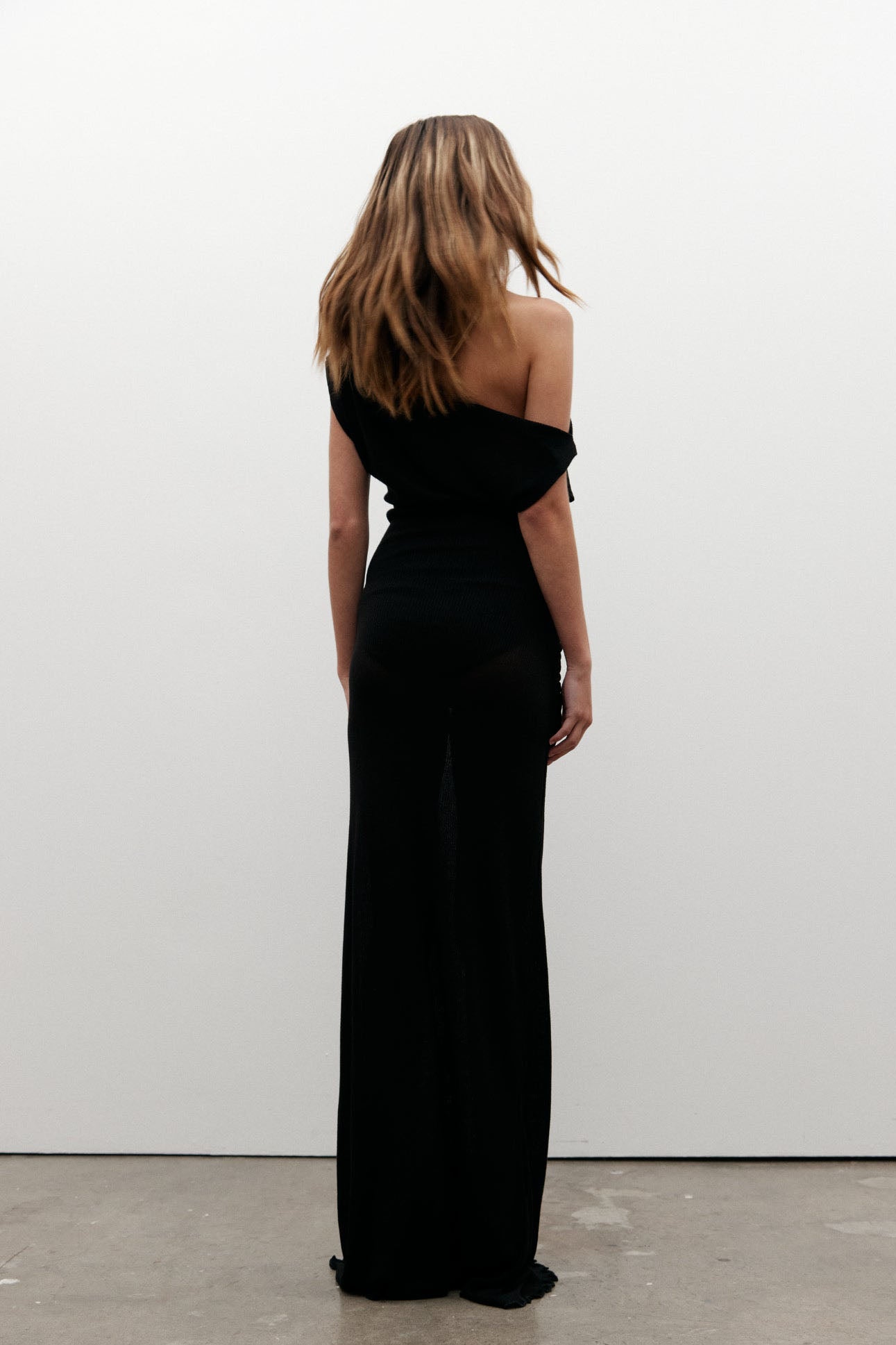 AMAYA MAXI DRESS - BLACK